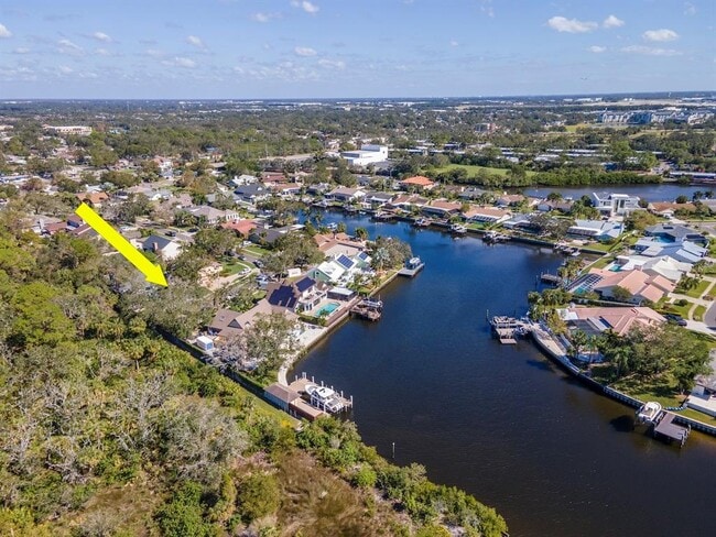 Building Photo - 4202 Deepwater Ln