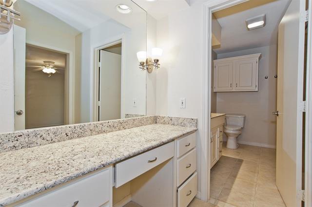 Building Photo - 6957 Helsem Way