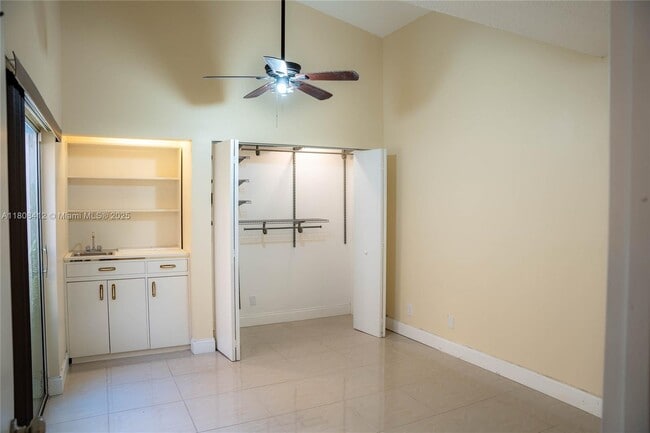Building Photo - 2408 N 35th Ave