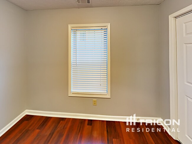 Building Photo - 11823 Harbour Town Pkwy