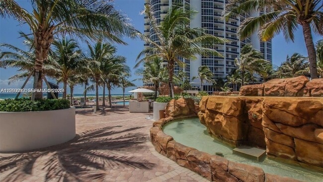 Building Photo - 18101 Collins Ave