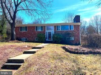 Building Photo - 4029 Honey Ln