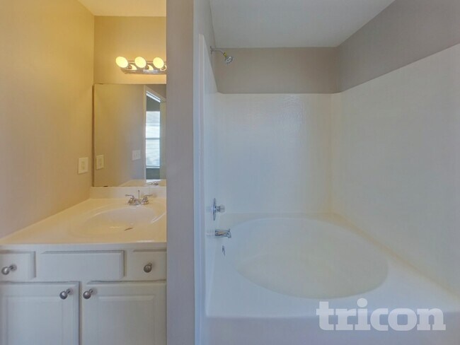 Building Photo - 31 Gatewood Way