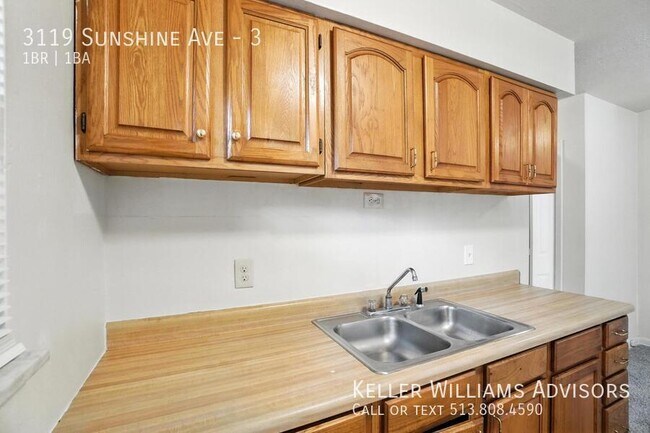 Building Photo - 3119 Sunshine Ave