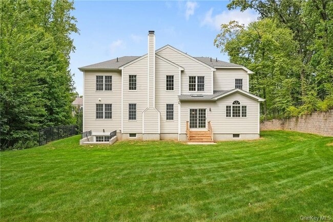 Building Photo - 11 Fraydun Ln