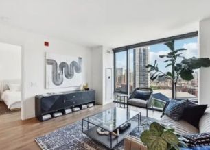 Building Photo - 350 N Canal St