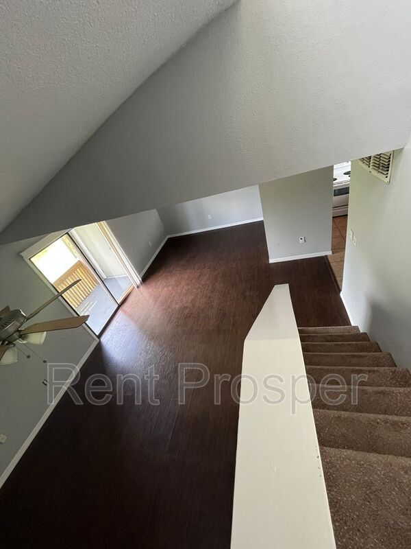 Building Photo - 154 Scottsdale Square