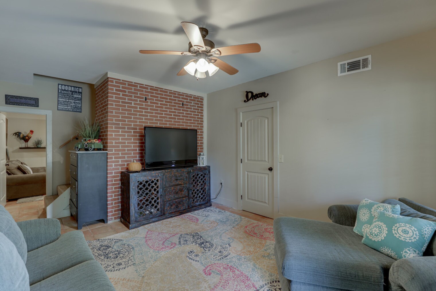 Building Photo - 5100 Ponderosa Farm Rd