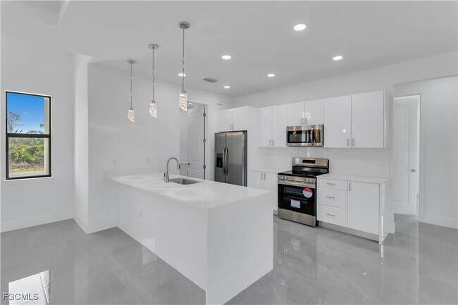 Building Photo - 1005 State Ave