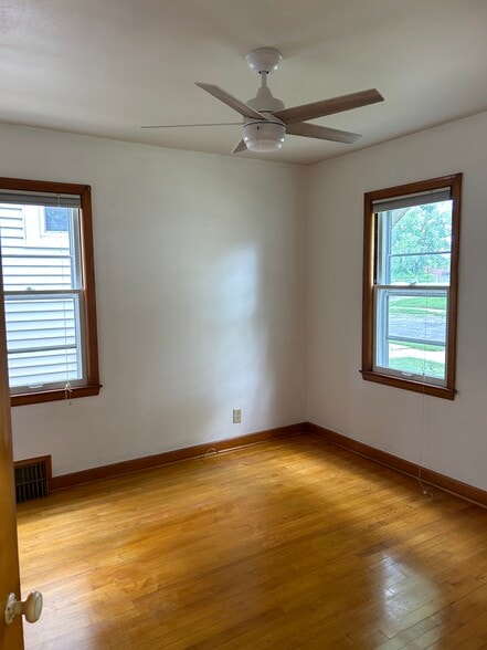 Building Photo - 3427 S California St