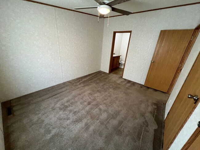 Building Photo - 3 Bedroom 2 Bath Modular Home with Many Amenities & Storage Shed