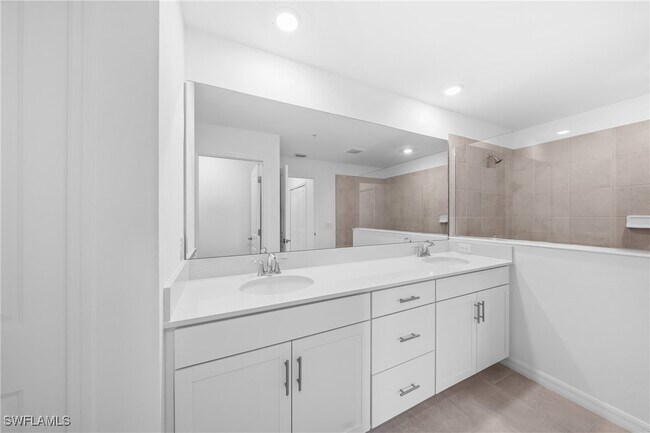 Building Photo - 5674 Melbourne Ct