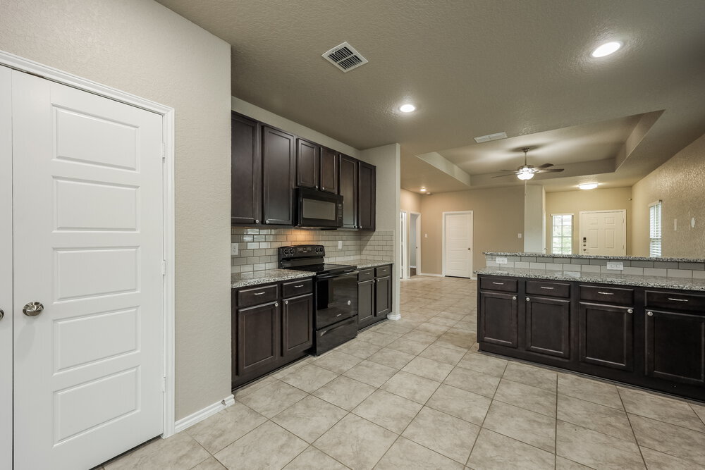 Building Photo - 7410 Coral Bells Ct