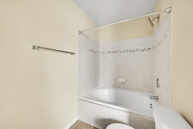 Building Photo - $1,795.95- 2-Bed 2.5 Bath Townhome in Colorado Springs with Fenced-in Yard and Laundry In Unit!