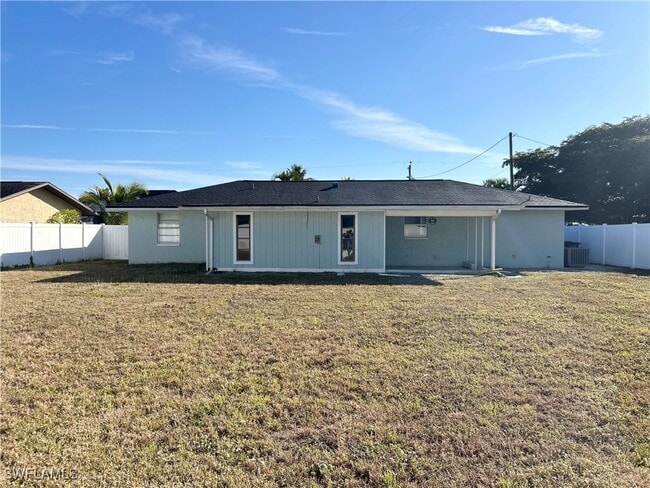 Building Photo - 1428 SE 20th Ave