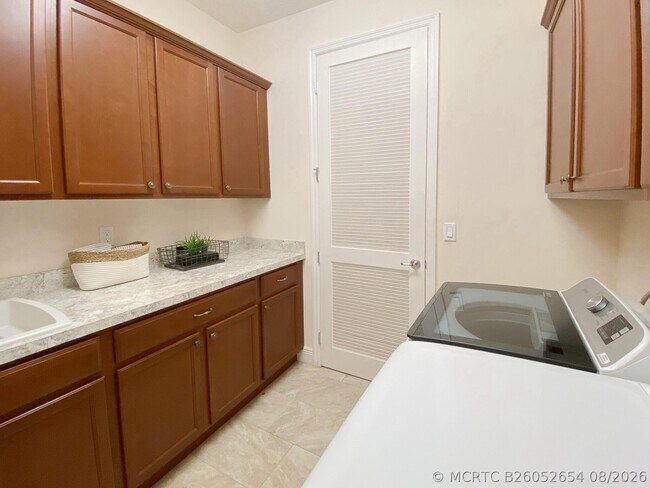 Building Photo - 11126 SW Vitalia Ct