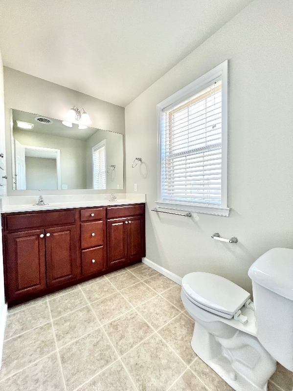 Building Photo - 123 High Pointe Dr