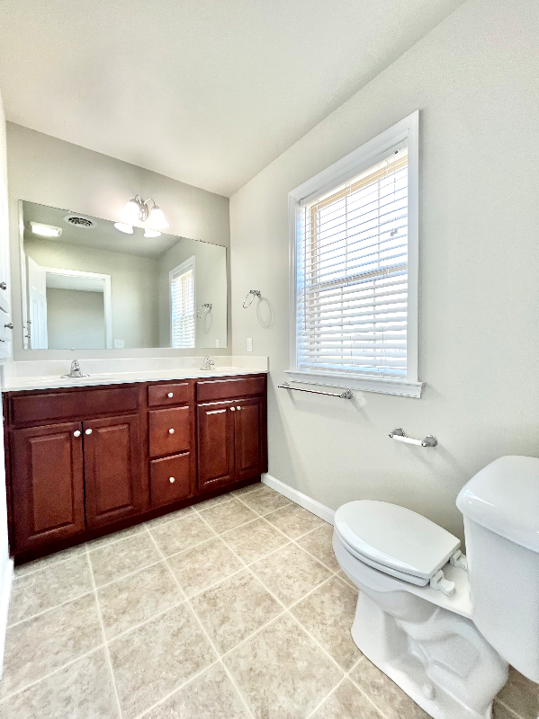Building Photo - 123 High Pointe Dr