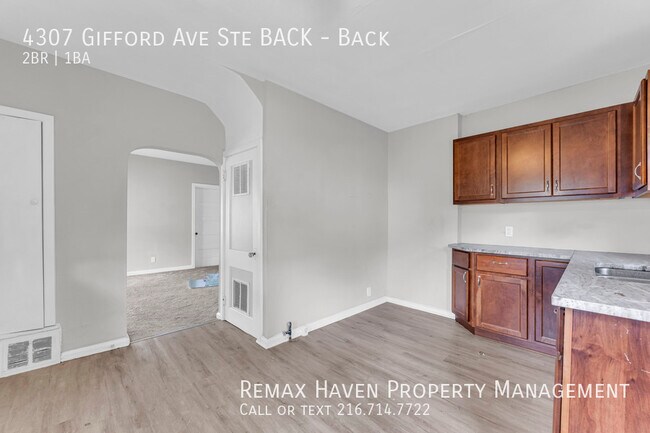 Building Photo - 4307 Gifford Ave