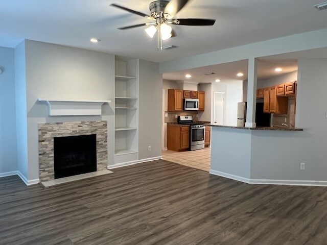 Building Photo - 1111 Park Wind Dr