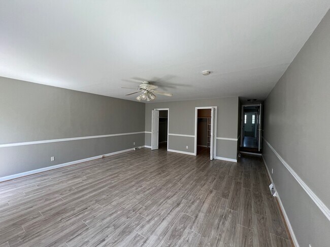 Building Photo - 10039 Mt Holly Rd