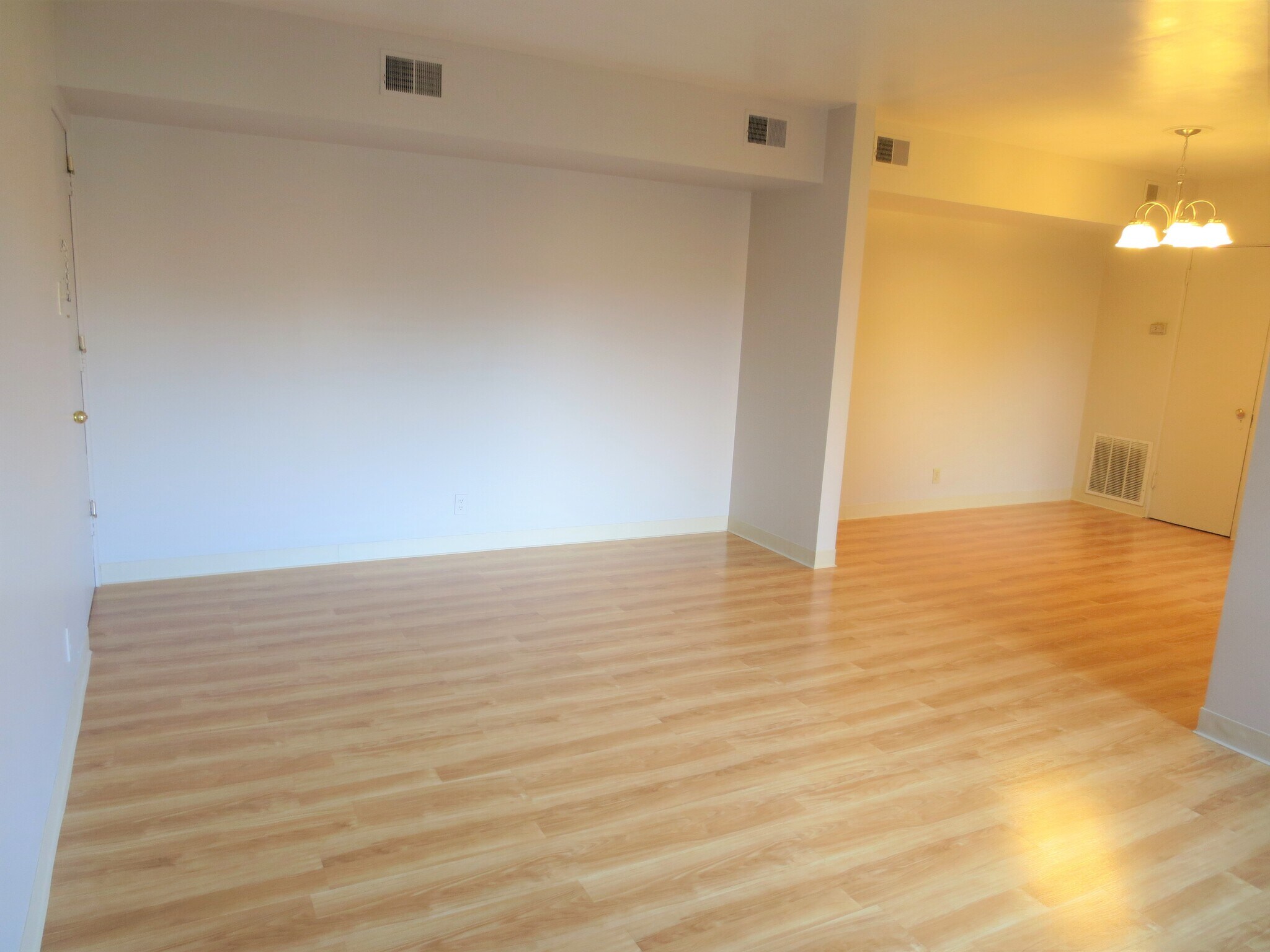 Building Photo - 5710 Phillips Ave