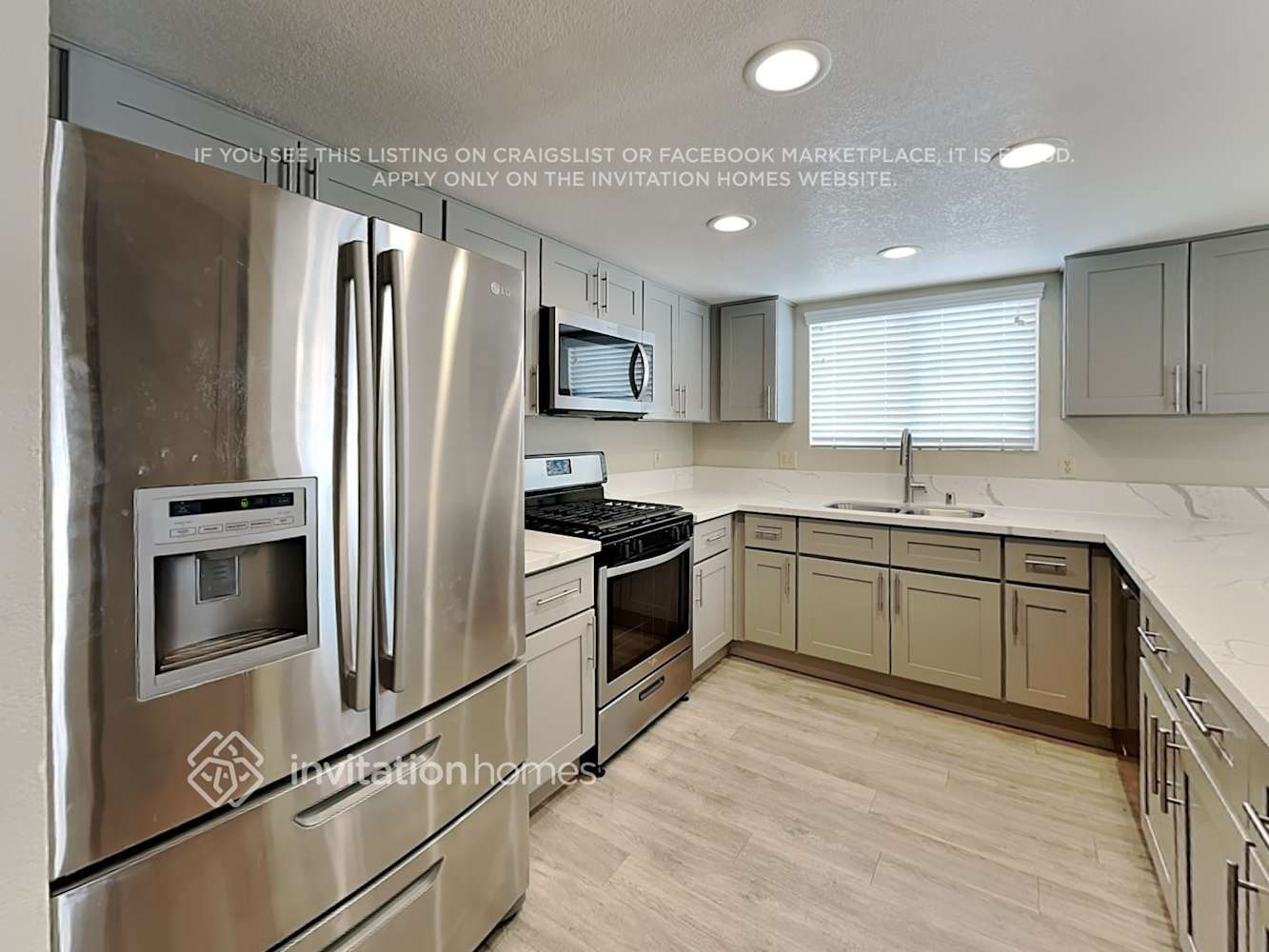 Building Photo - 1401 Lucia Dr