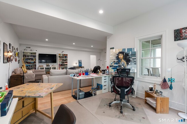 Building Photo - 9 Damia Dr