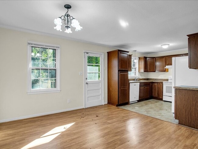 Building Photo - 109 Elcon Dr