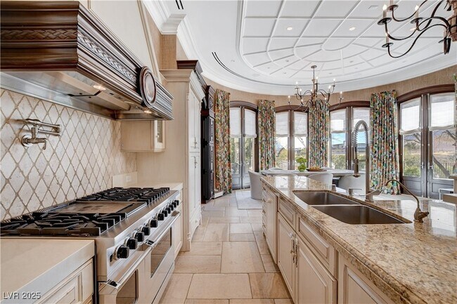 Building Photo - 11 Sable Ridge Ct