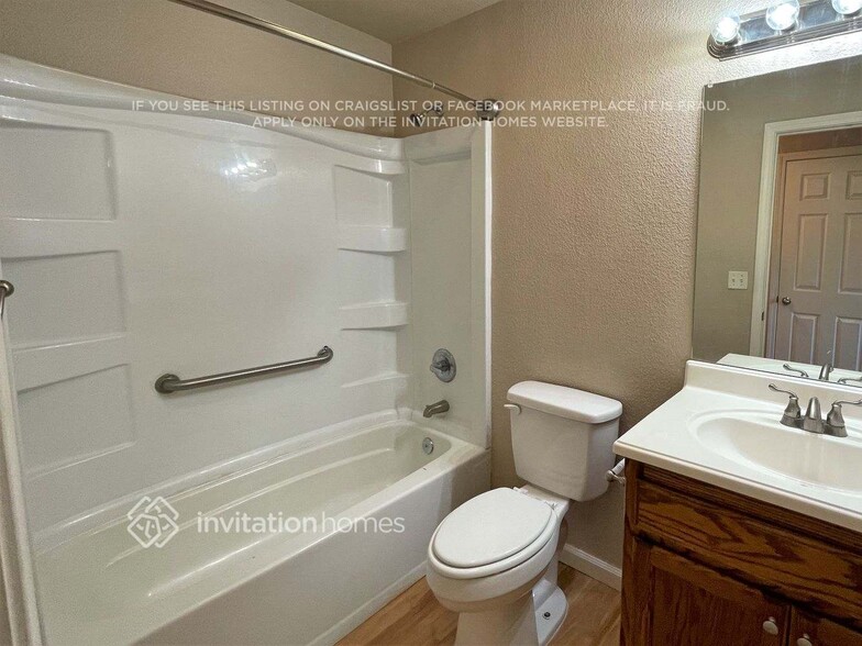 Building Photo - 2331 Quail Ct