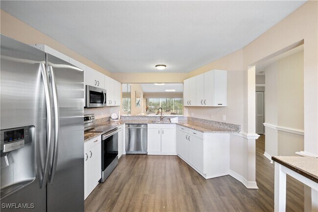 Building Photo - 121 Gabriel Cir