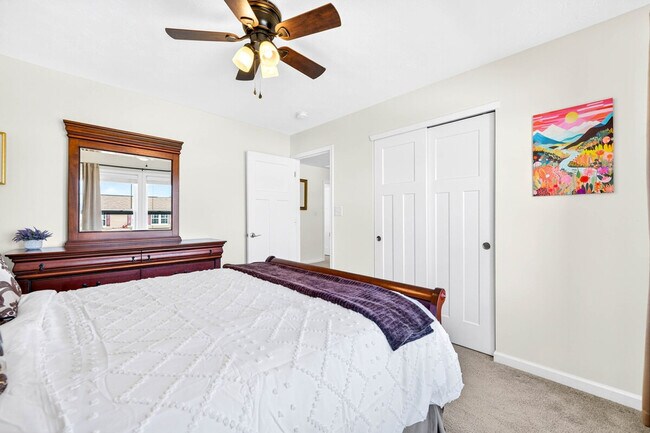 Building Photo - 4663 Bayview Dr