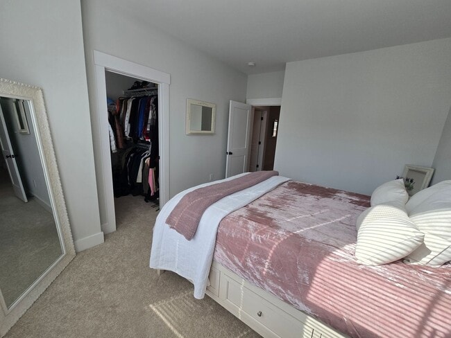 Building Photo - Rare Townhome Opportunity Near Hester Pond – Beautifully Upgraded Laurel Hills Retreat