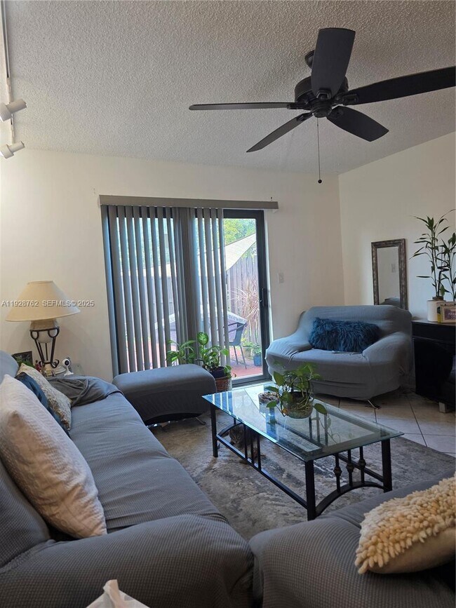 Building Photo - 8000 SW 152nd Ave