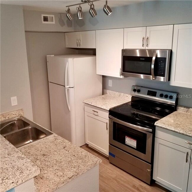 Building Photo - 2200 Metropolitan Way