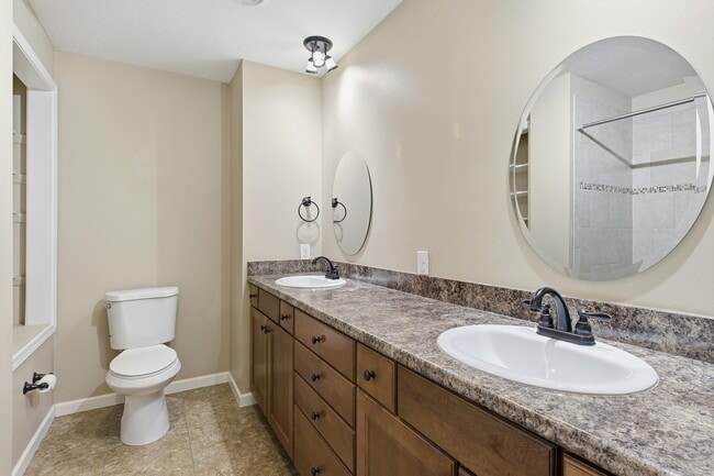 Building Photo - 1839 Crumley Rd