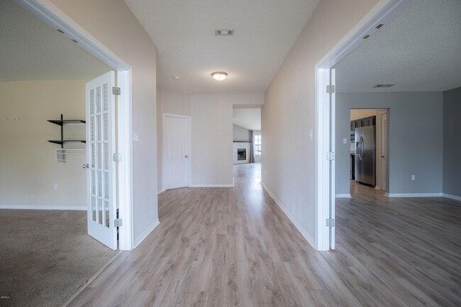 Building Photo - 17161 Excalibur Cir