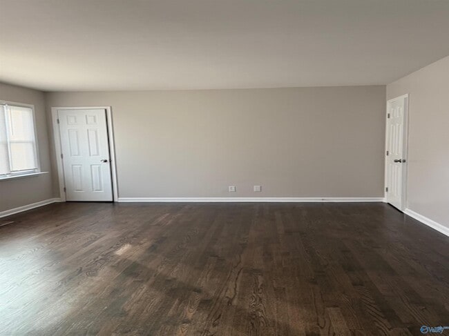 Building Photo - 4712 Cavett Dr NW