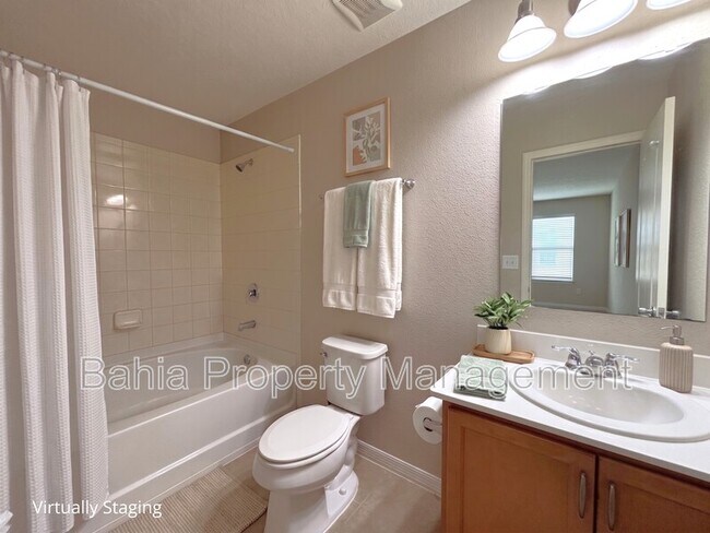 Building Photo - 5110 Adelaide Dr
