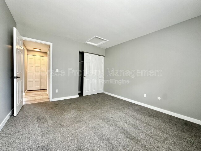 Building Photo - 13274 E Asbury Dr