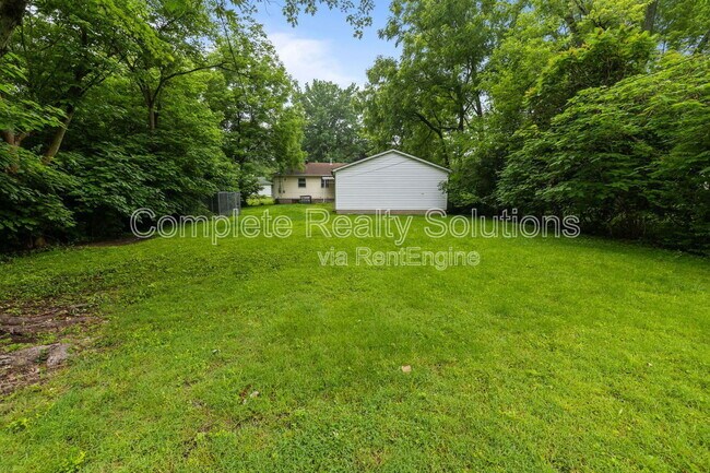 Building Photo - 1736 Nemnich Rd
