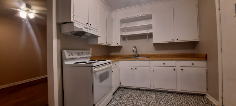 Building Photo - 1614 Elizabeth Rd