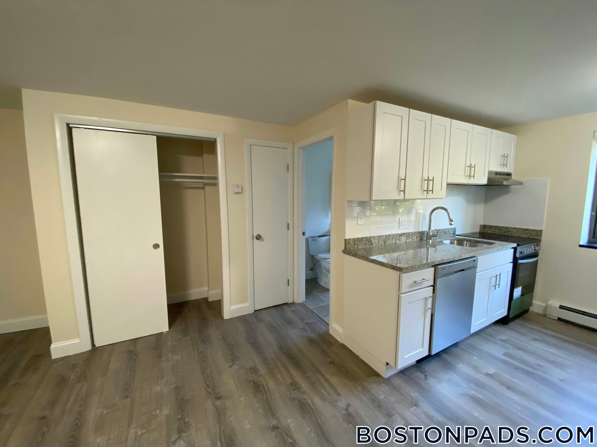 Building Photo - 15 Chester St