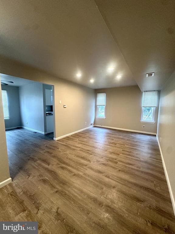 Building Photo - 33 Franklin Dr