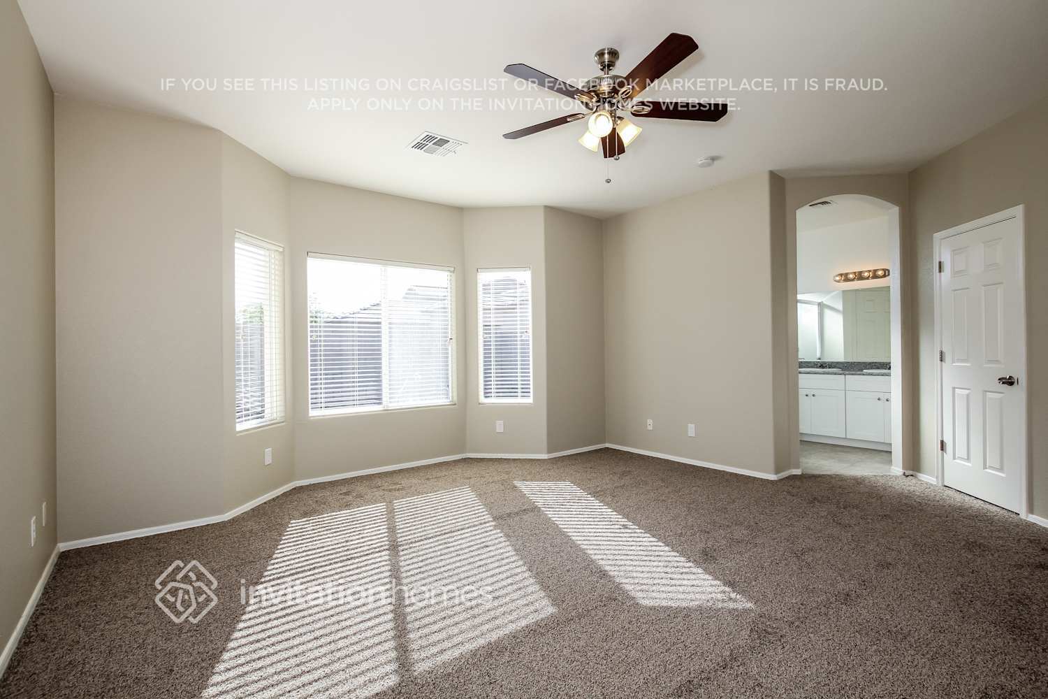 Building Photo - 12371 W Sherman St