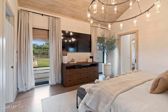 Building Photo - 4096 Ponte Vedra Blvd
