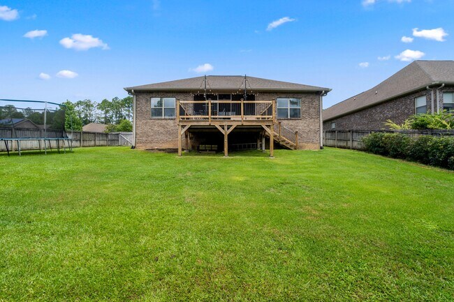 Building Photo - 730 Lime Ln