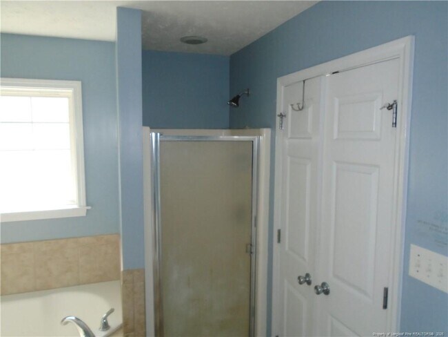 Building Photo - 1770 Renwick Dr
