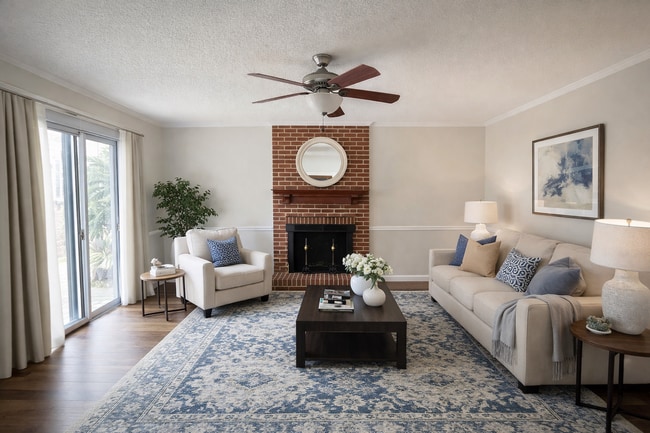 Building Photo - Beautiful 4 Bedroom Home with Fireplace & 2-Car Garage – Charlotte, NC